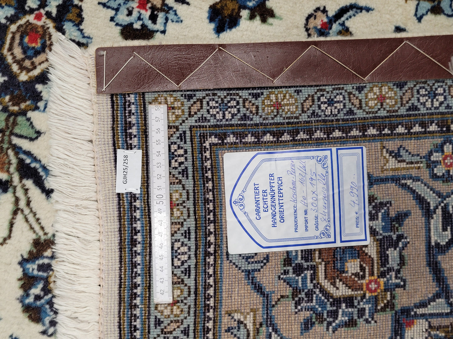 Keshan – Handgeknüpfter Orientteppich aus reiner Schurwolle – 300 × 195 cm