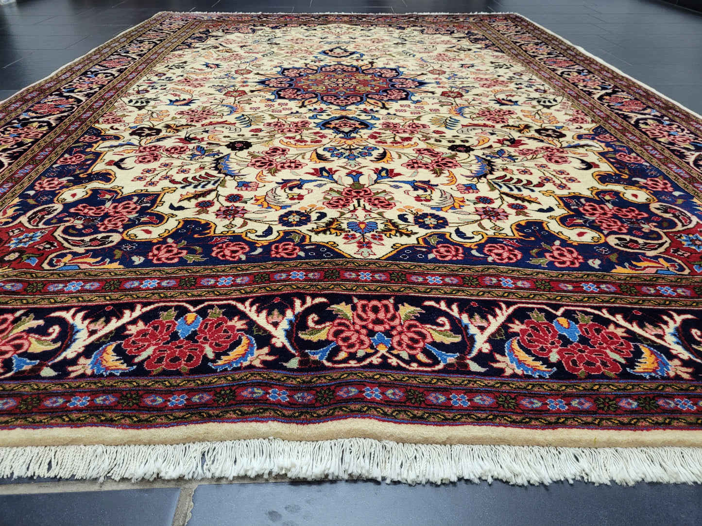 Bidjar – Persischer Orientteppich aus Korkwolle – handgeknüpft