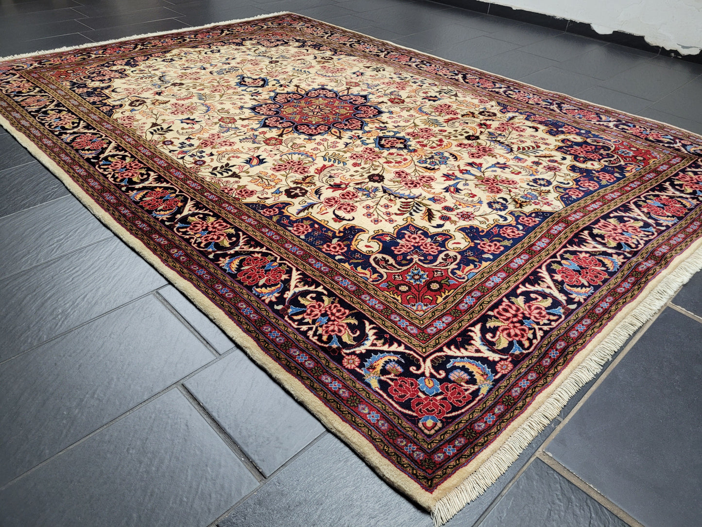 Bidjar – Persischer Orientteppich aus Korkwolle – handgeknüpft