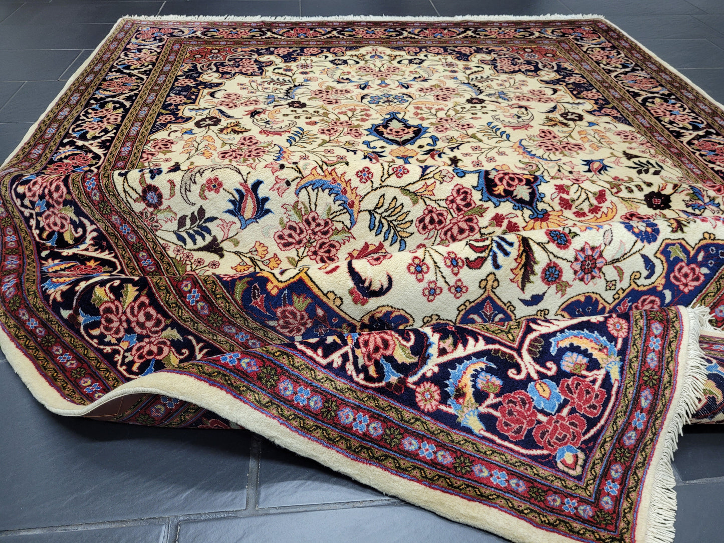 Bidjar – Persischer Orientteppich aus Korkwolle – handgeknüpft