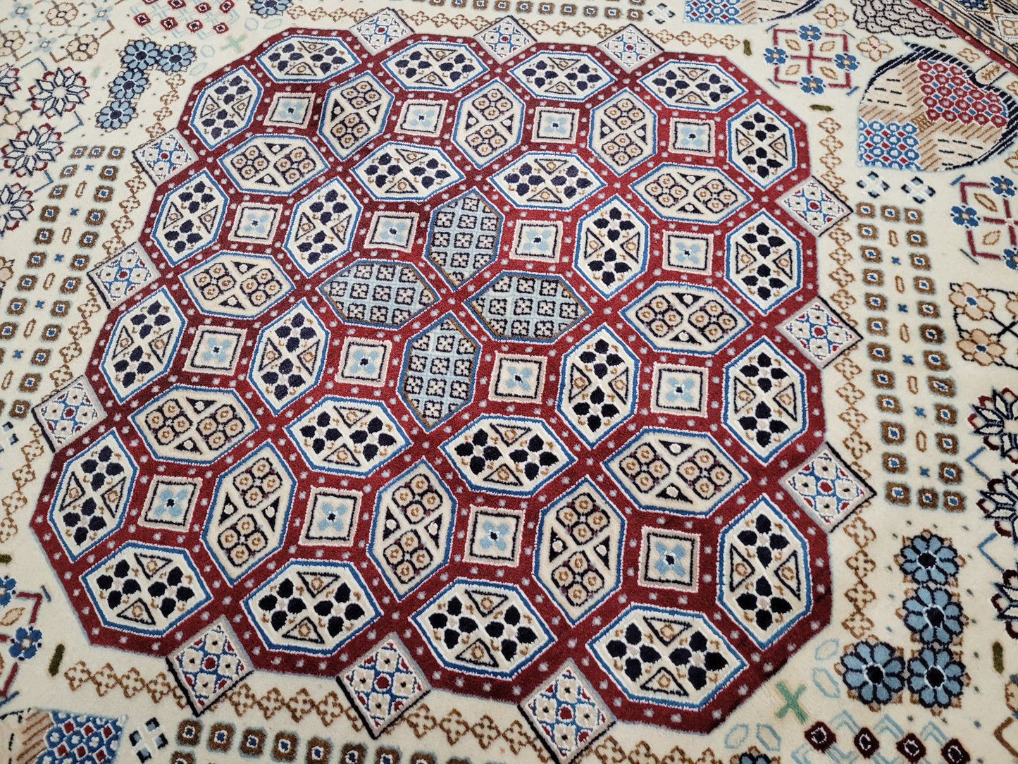 Nain Teppich – Korkwolle mit Seide – 310 × 200 cm – handgeknüpft