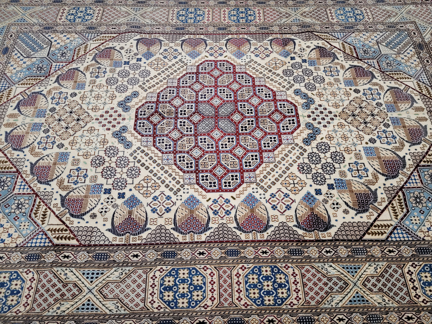 Nain Teppich – Korkwolle mit Seide – 310 × 200 cm – handgeknüpft