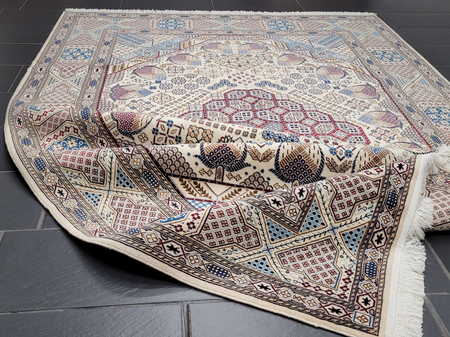 Nain Teppich – Korkwolle mit Seide – 310 × 200 cm – handgeknüpft