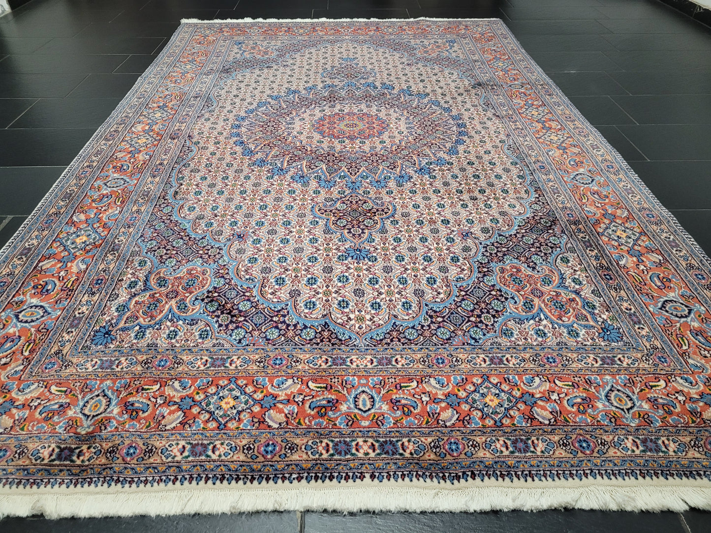 Moud Teppich Korkwolle mit Seide Medaillon Design 300 × 190 cm