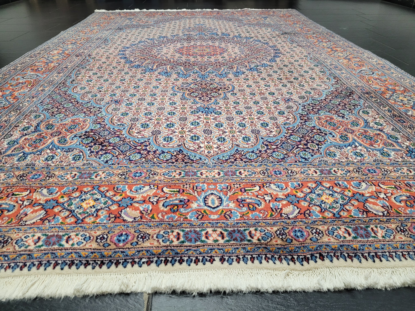 Moud Teppich Korkwolle mit Seide Medaillon Design 300 × 190 cm
