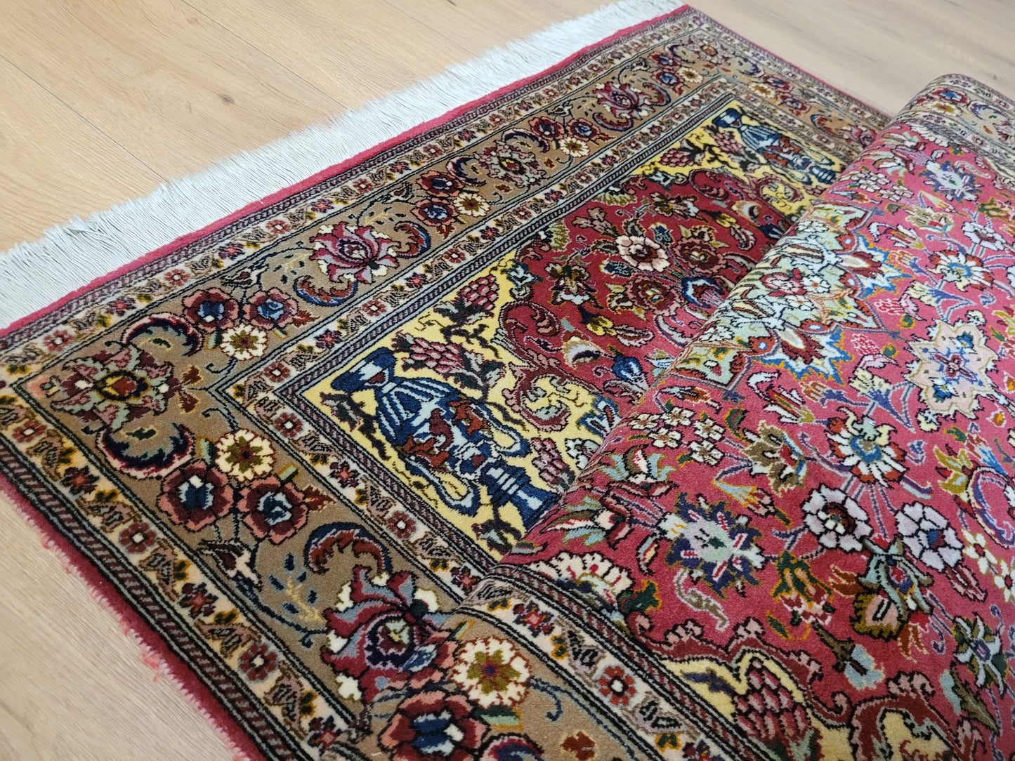 Täbriz Teppich 50er Seide auf Baumwolle 155 × 100 cm