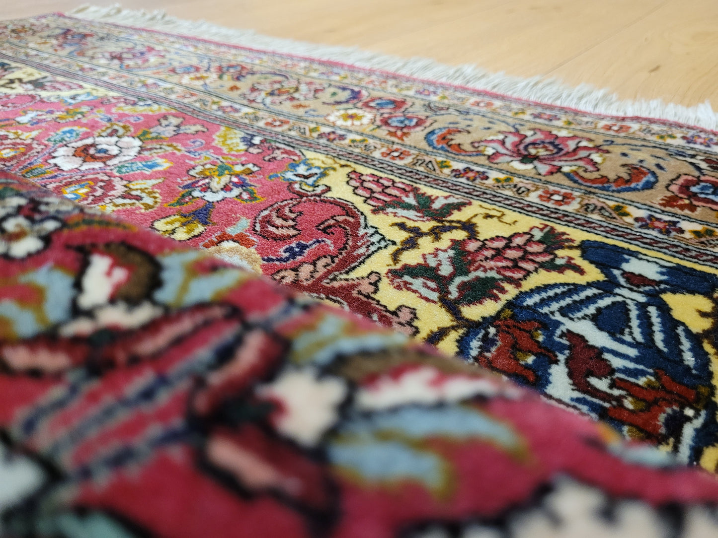 Täbriz Teppich 50er Seide auf Baumwolle 155 × 100 cm