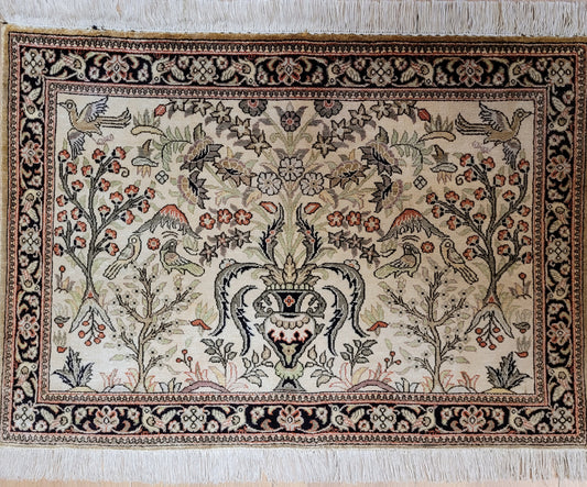 Ghom Seidenteppich florales Vogelmotiv feine Knüpfung 79x57 cm