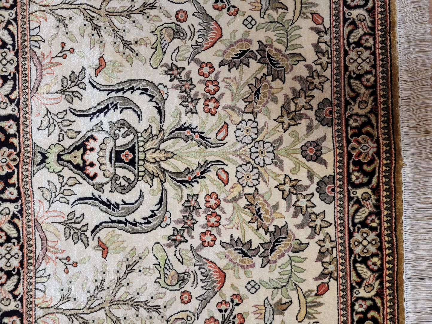 Ghom Seidenteppich florales Vogelmotiv feine Knüpfung 79x57 cm