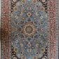 Isfahan Teppich Seide fein hellblaues Medaillon 164x107 cm
