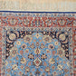 Isfahan Teppich Seide fein hellblaues Medaillon 164x107 cm