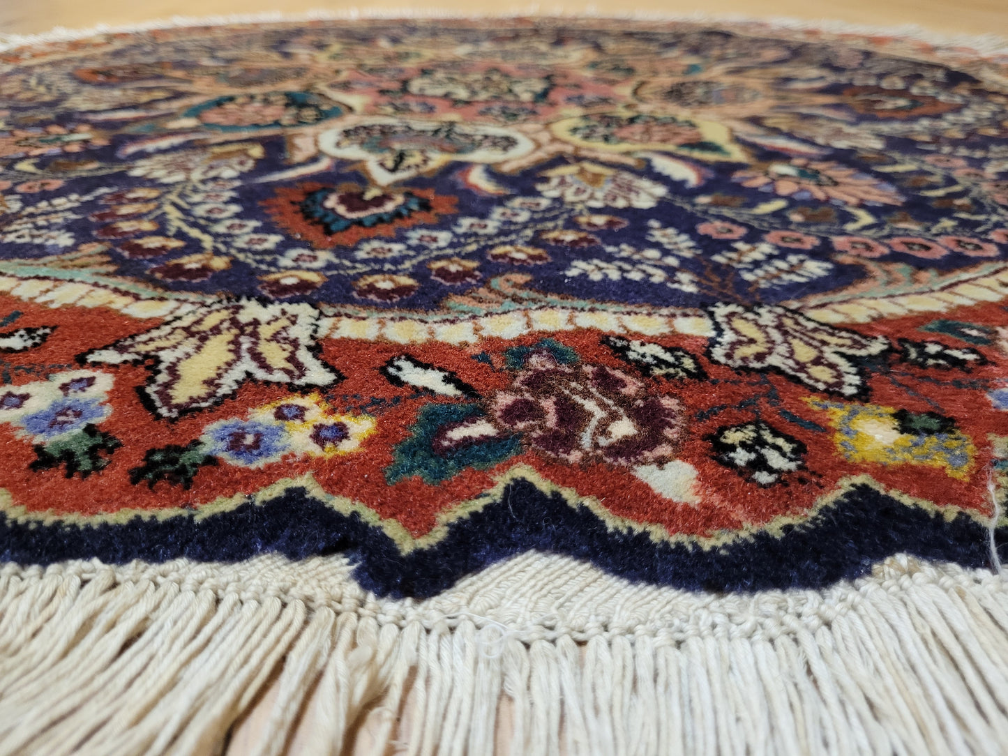 Täbriz Teppich rund florales Medaillon Korkwolle 96 cm