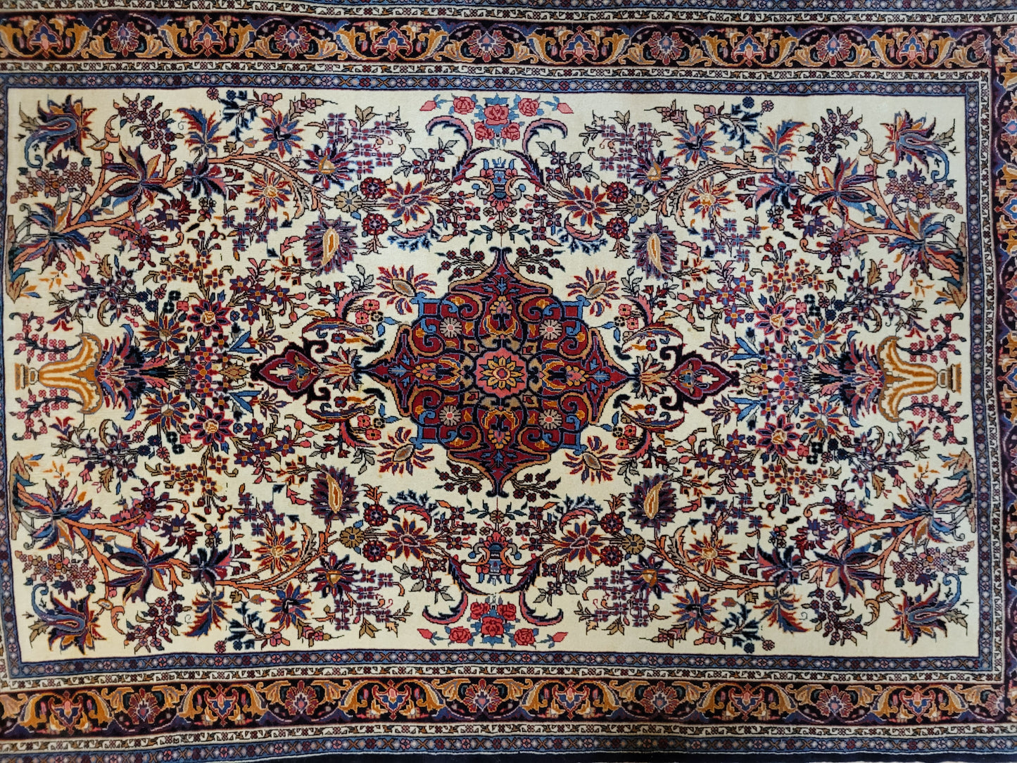 Bidjar Teppich fein florales Medaillon 165x110 cm