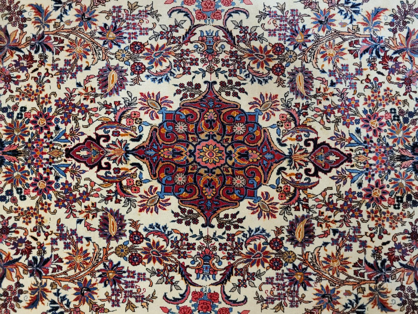 Bidjar Teppich fein florales Medaillon 165x110 cm