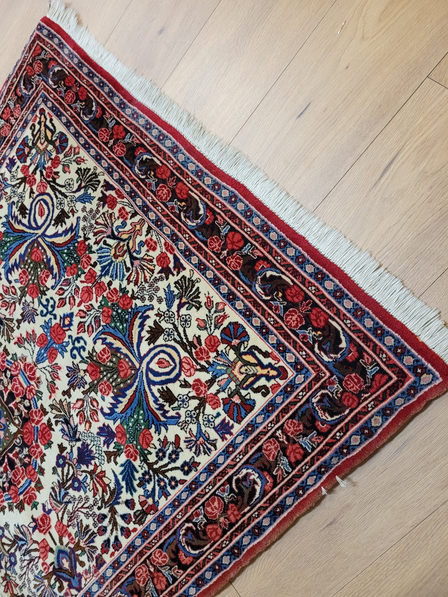 Feiner Bidjar Teppich Schurwolle florales Muster 145x110 cm