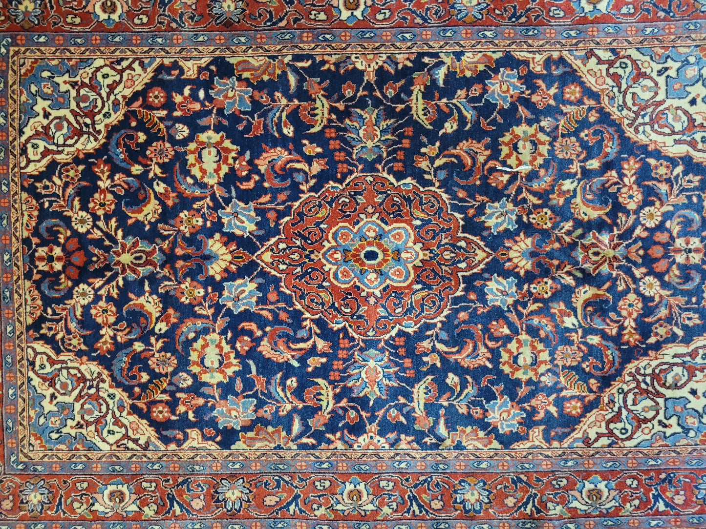 Sarough Teppich Korkwolle klassisches Medaillon 205x138 cm