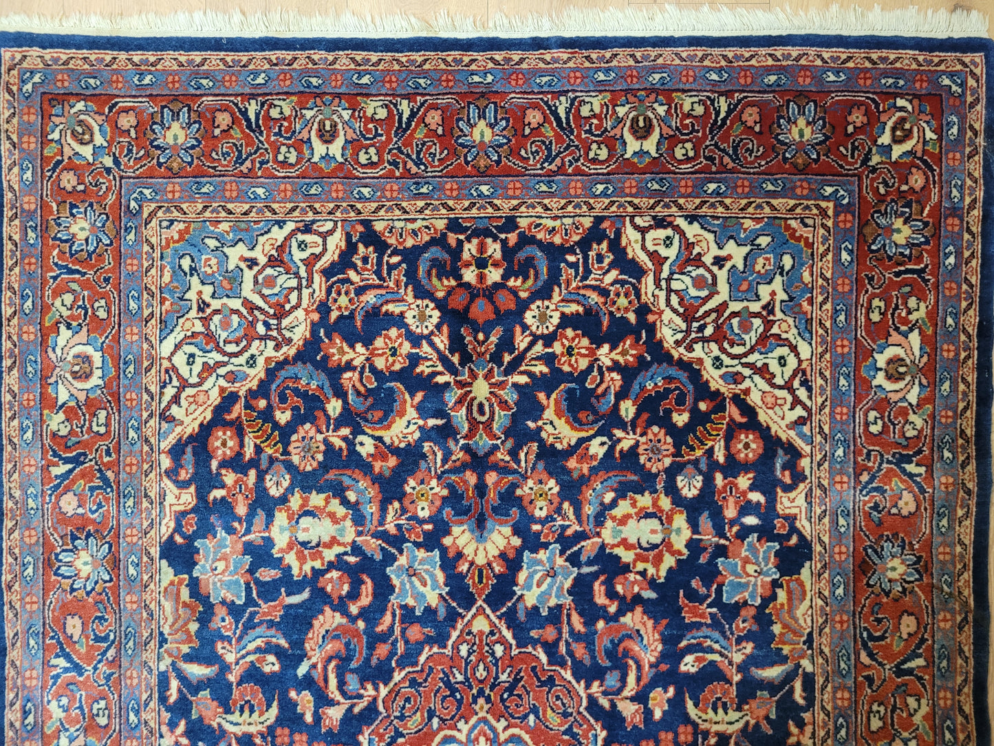 Sarough Teppich Korkwolle klassisches Medaillon 205x138 cm