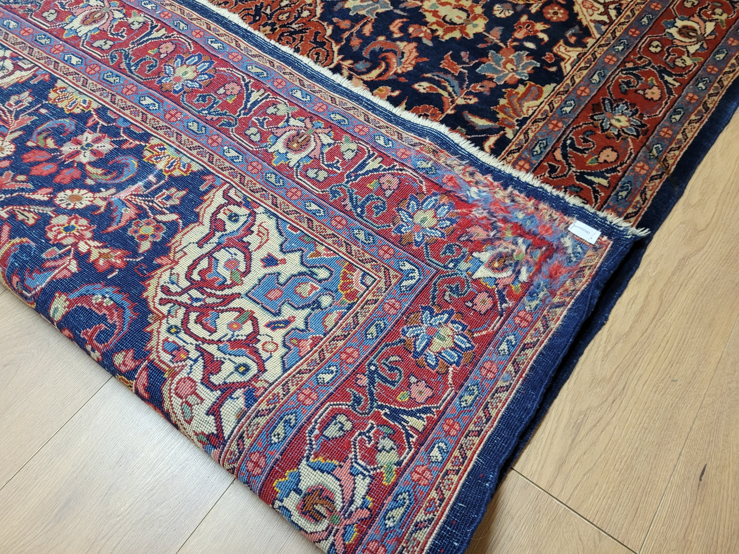 Sarough Teppich Korkwolle klassisches Medaillon 205x138 cm