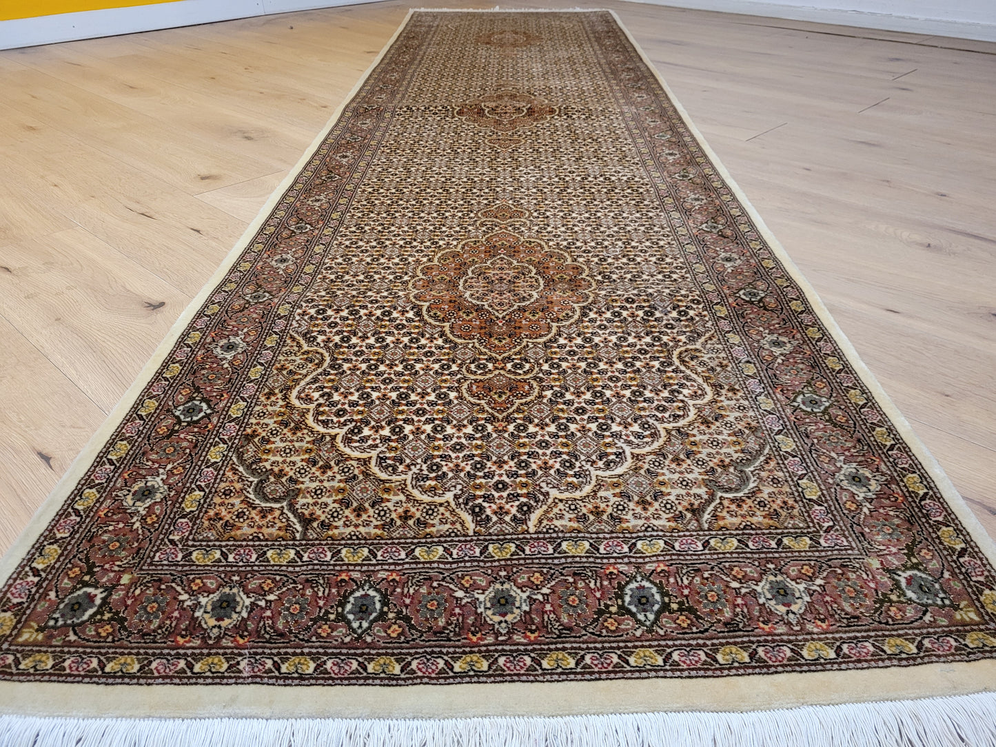 Täbriz Läufer feine Knüpfung mit Seide 310x83 cm