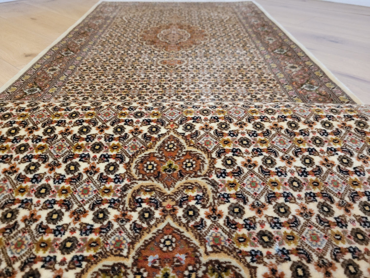 Täbriz Läufer feine Knüpfung mit Seide 310x83 cm