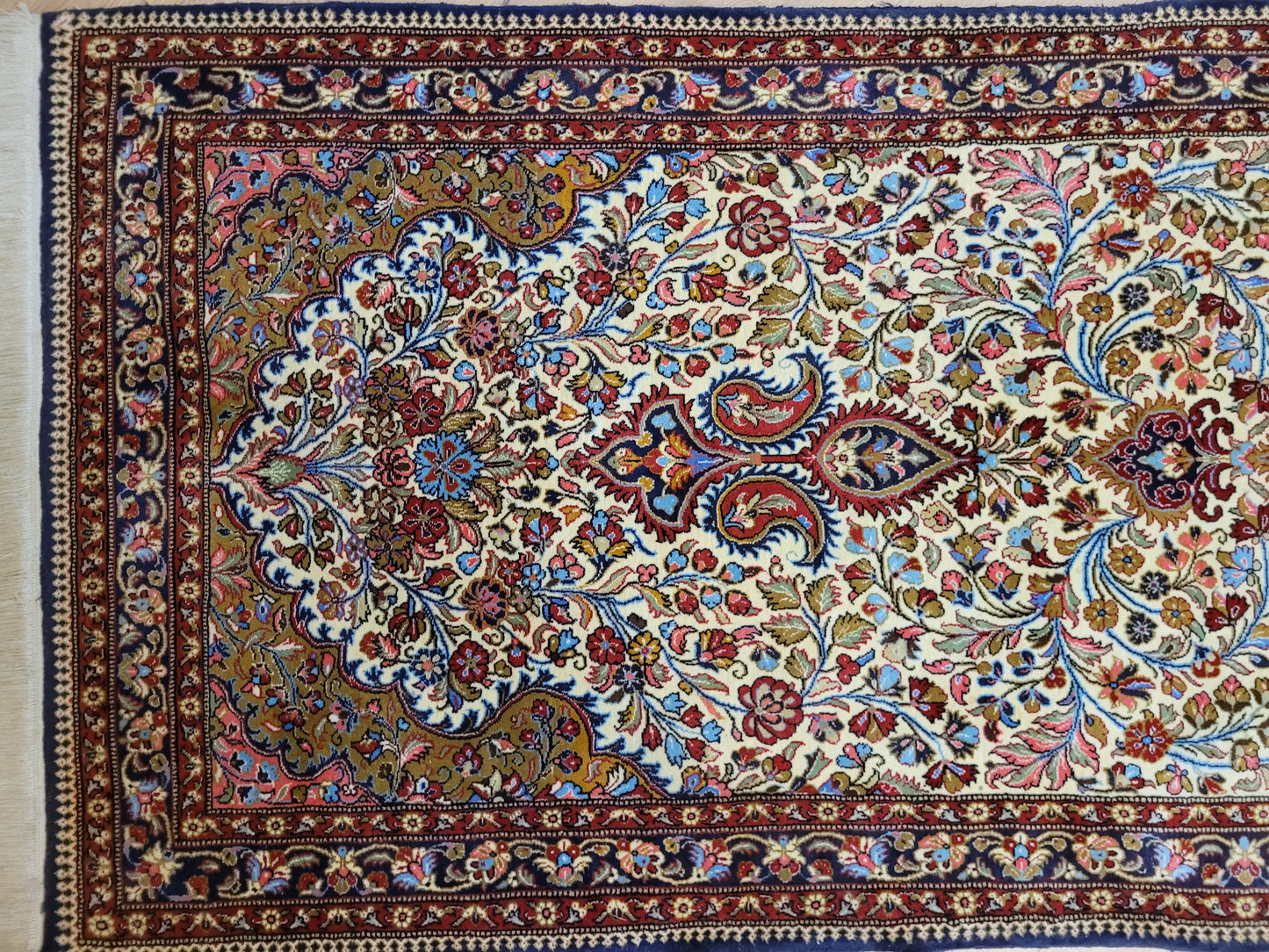 Ghom Korkwolle Läufer feine Knüpfung florales Medaillon 310x100 cm