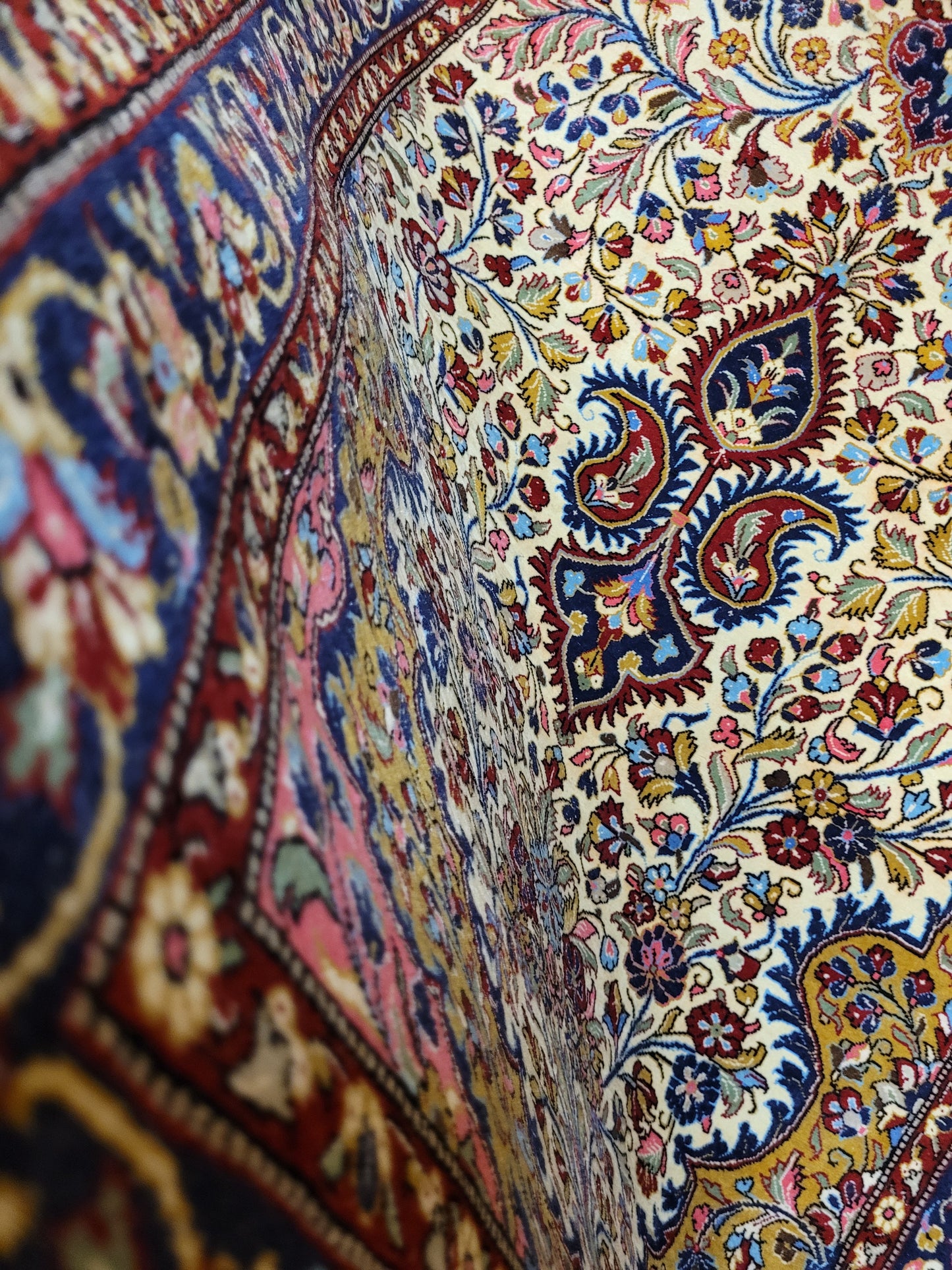 Ghom Korkwolle Läufer feine Knüpfung florales Medaillon 310x100 cm