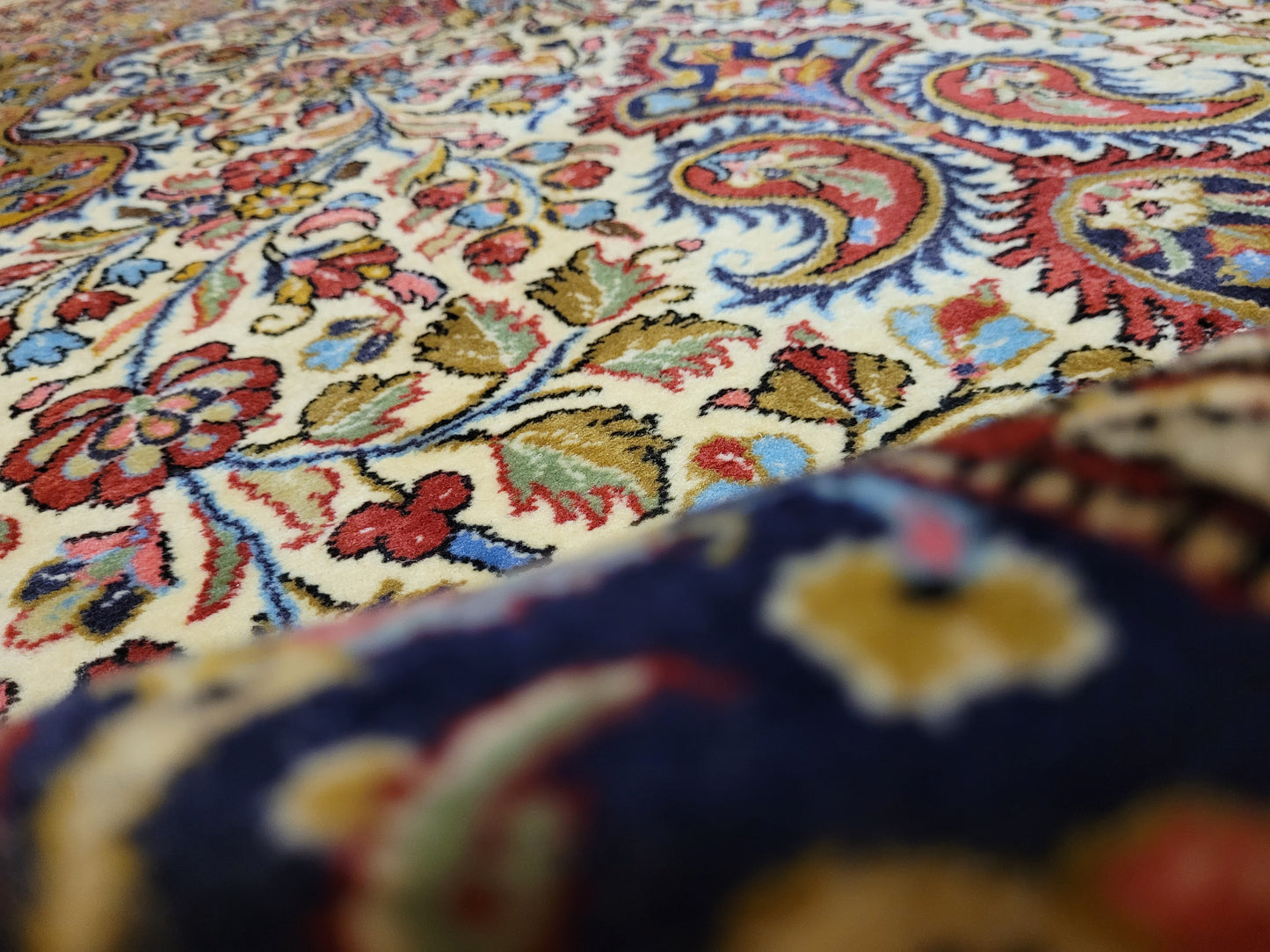 Ghom Korkwolle Läufer feine Knüpfung florales Medaillon 310x100 cm