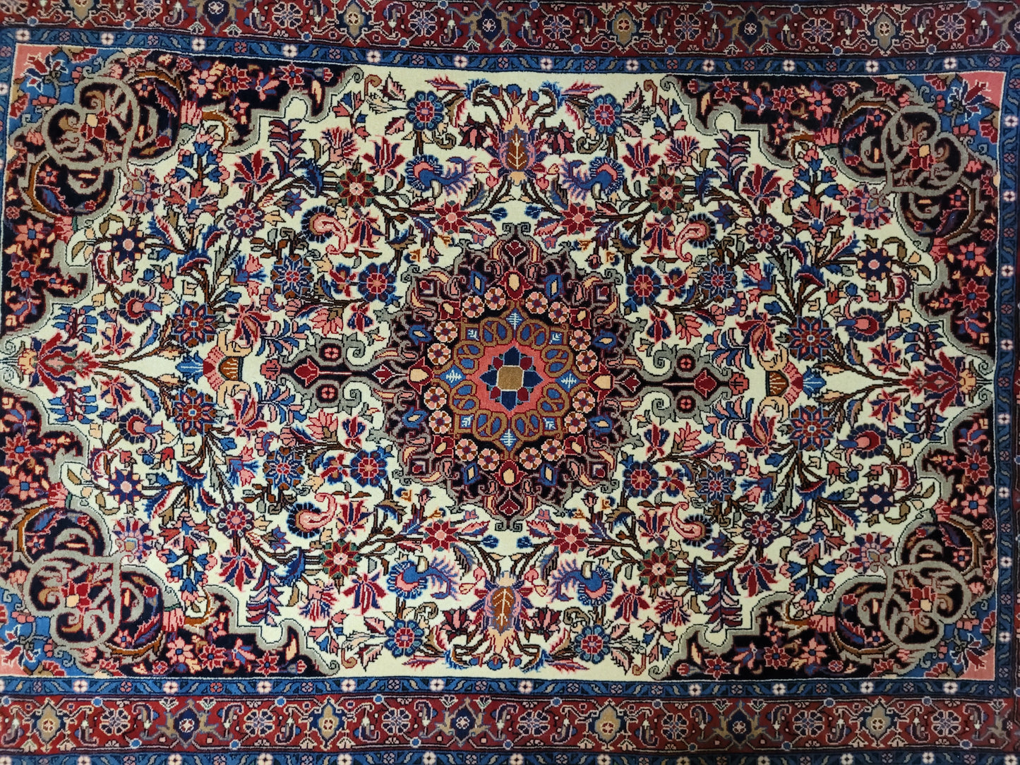 Bidjar Teppich Korkwolle florales Medaillon 168x115 cm