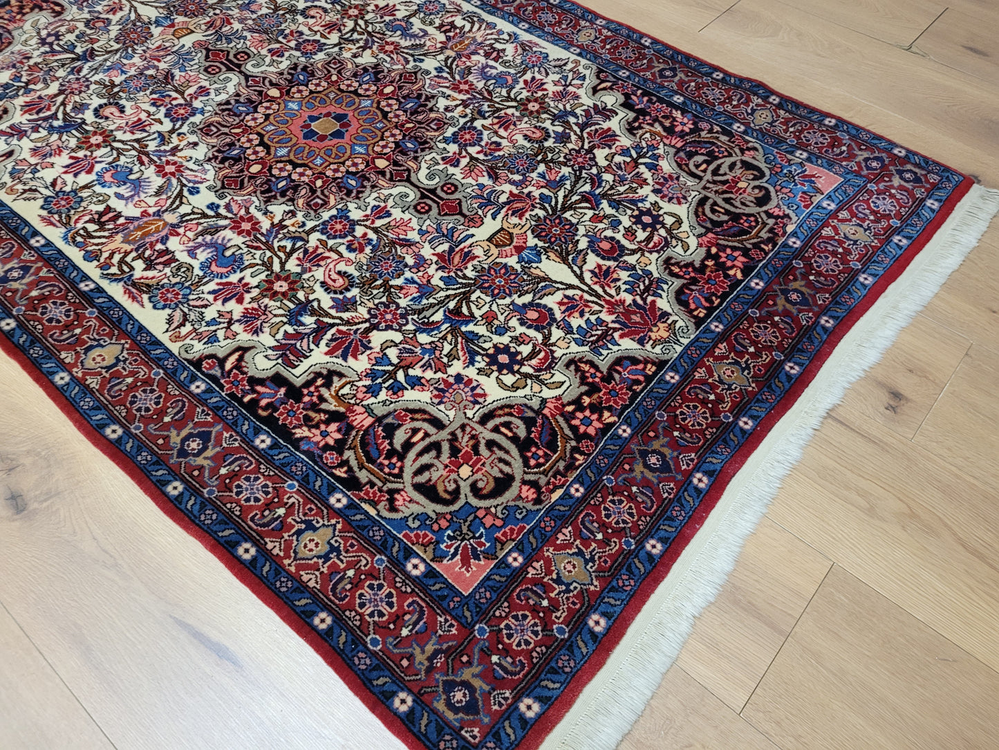 Bidjar Teppich Korkwolle florales Medaillon 168x115 cm