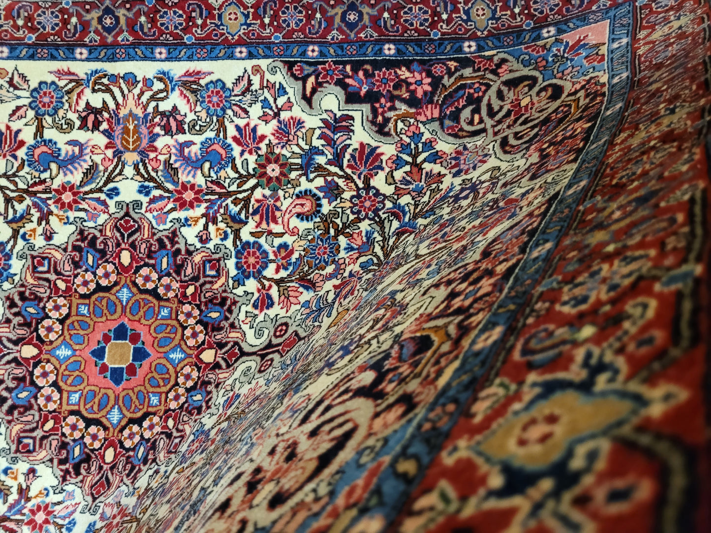 Bidjar Teppich Korkwolle florales Medaillon 168x115 cm