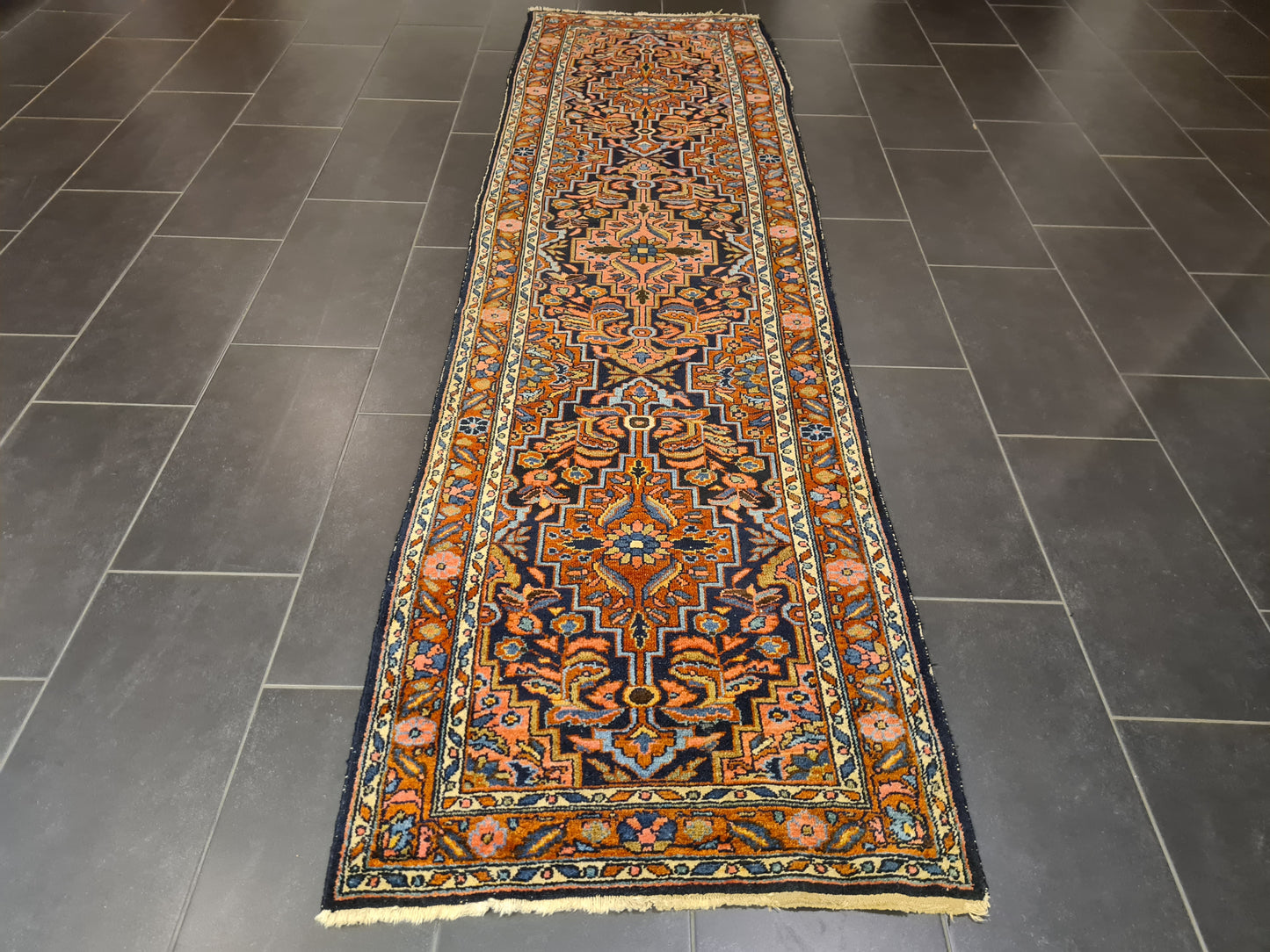 Perserteppich Orientteppich Handgeknüpfter Teppich Lillian 310x85cm