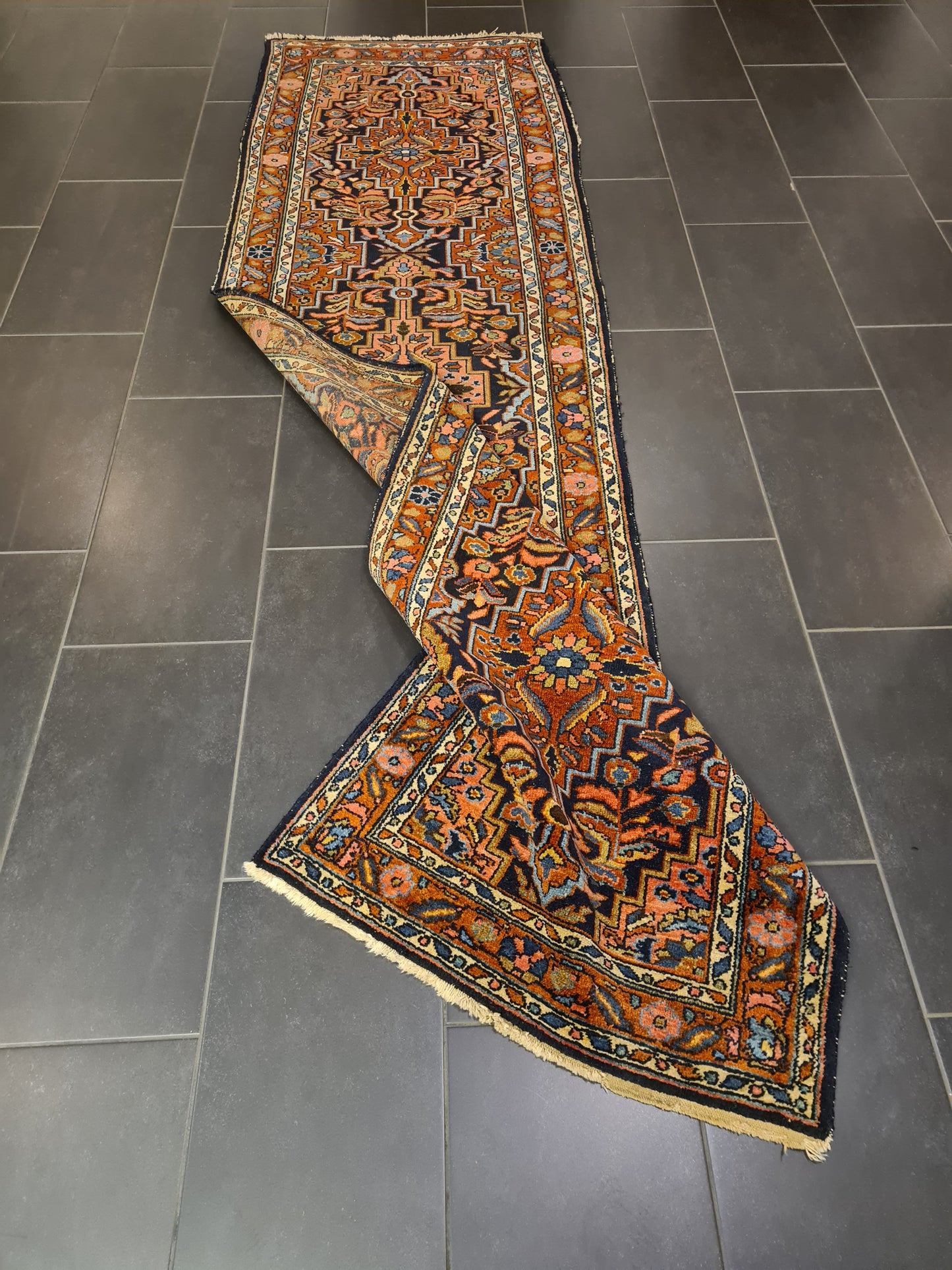 Perserteppich Orientteppich Handgeknüpfter Teppich Lillian 310x85cm