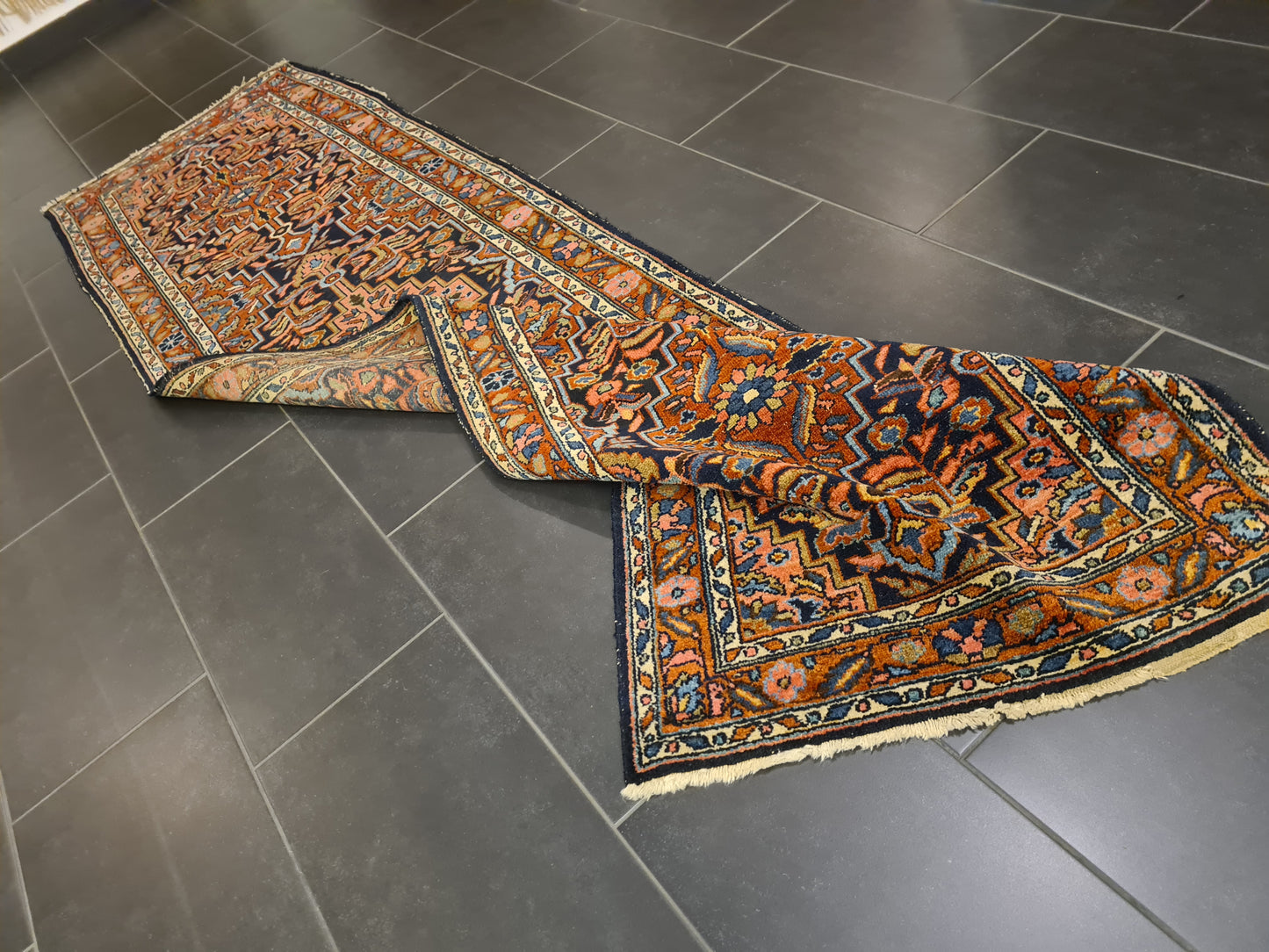 Perserteppich Orientteppich Handgeknüpfter Teppich Lillian 310x85cm