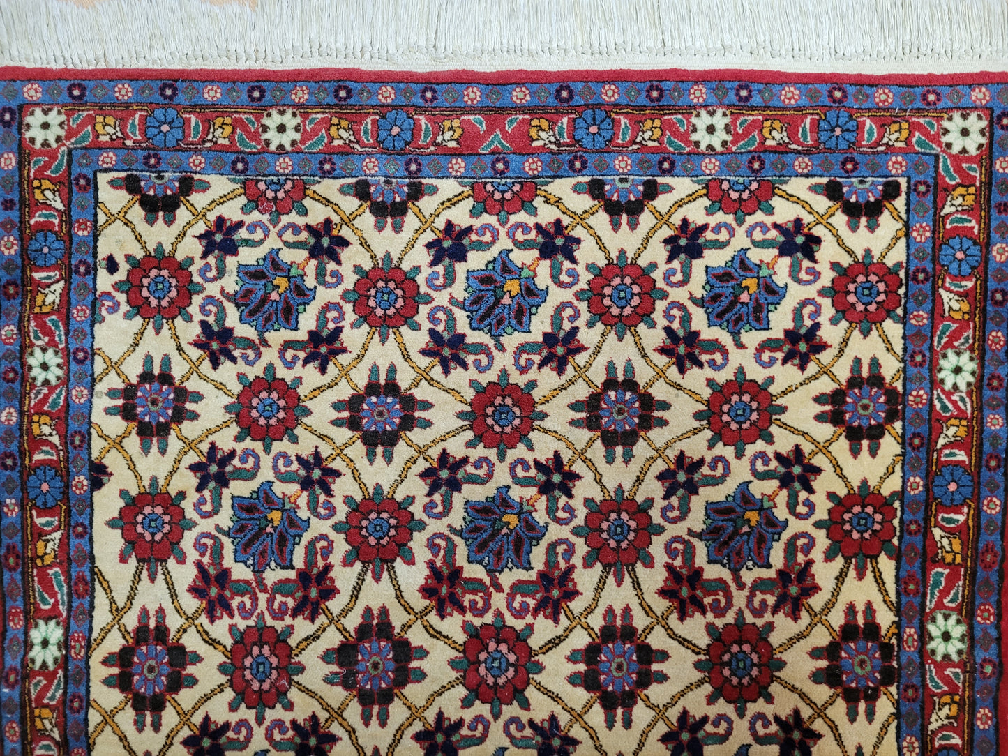 Veramin Teppich Korkwolle florales Mina-Khani-Muster 150x100 cm