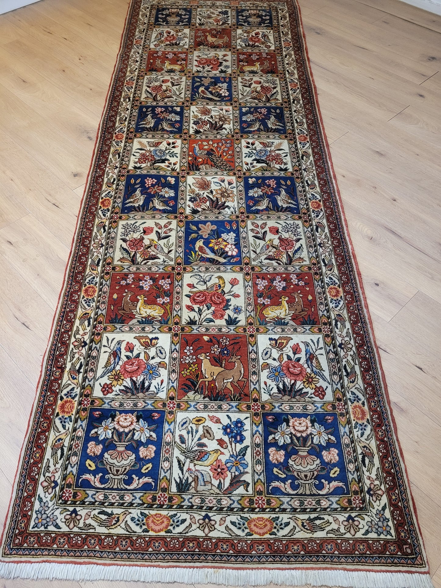 Bakhtiari Teppich Korkwolle Felderdesign 320x106 cm