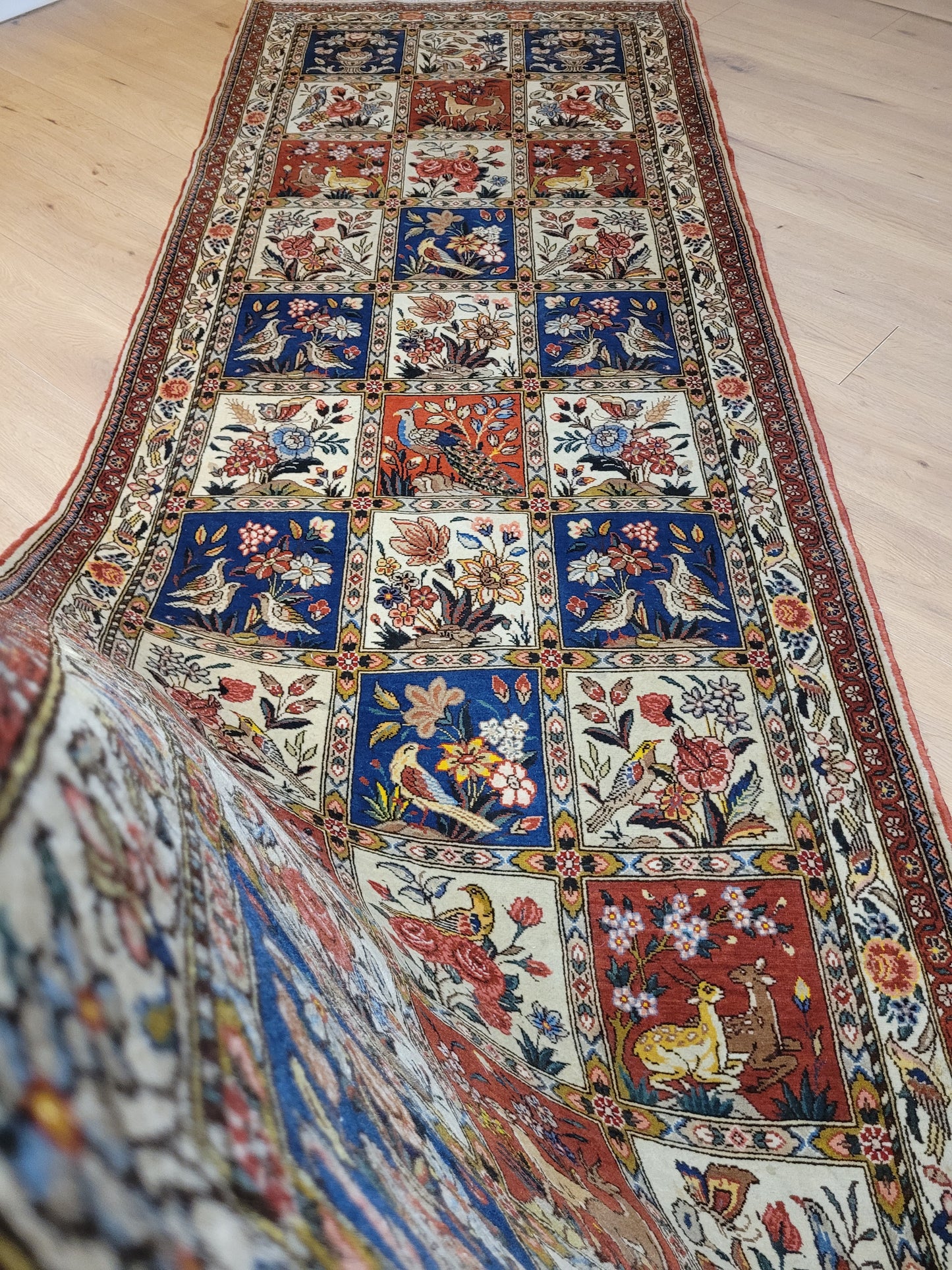 Bakhtiari Teppich Korkwolle Felderdesign 320x106 cm