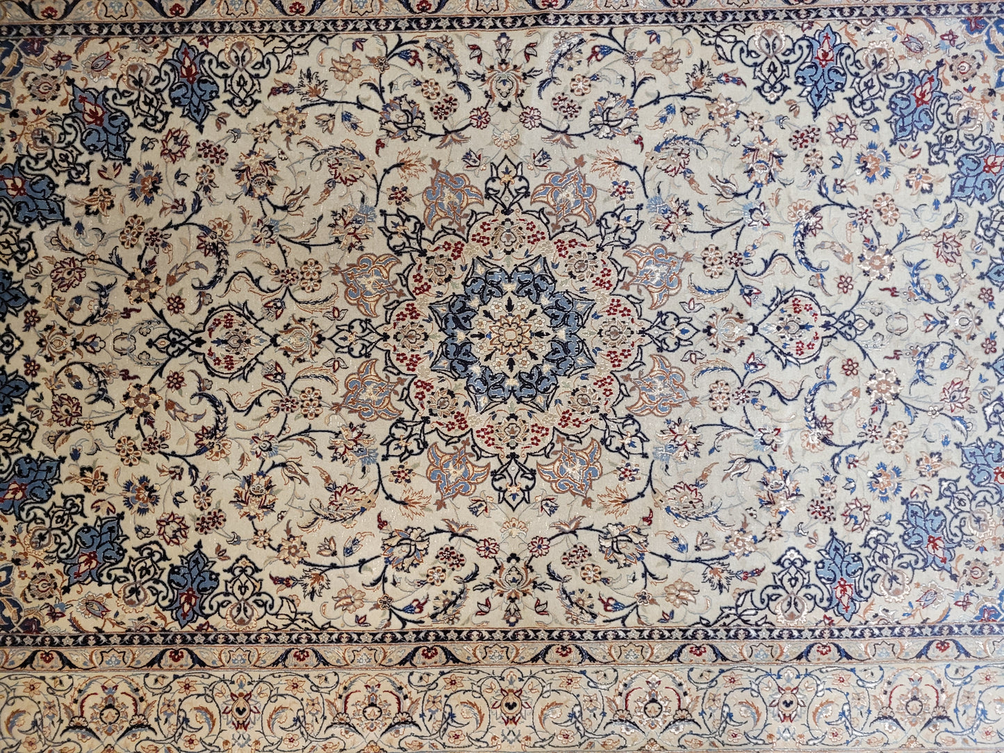 Nain Teppich fein Korkwolle mit Seide 266x170 cm