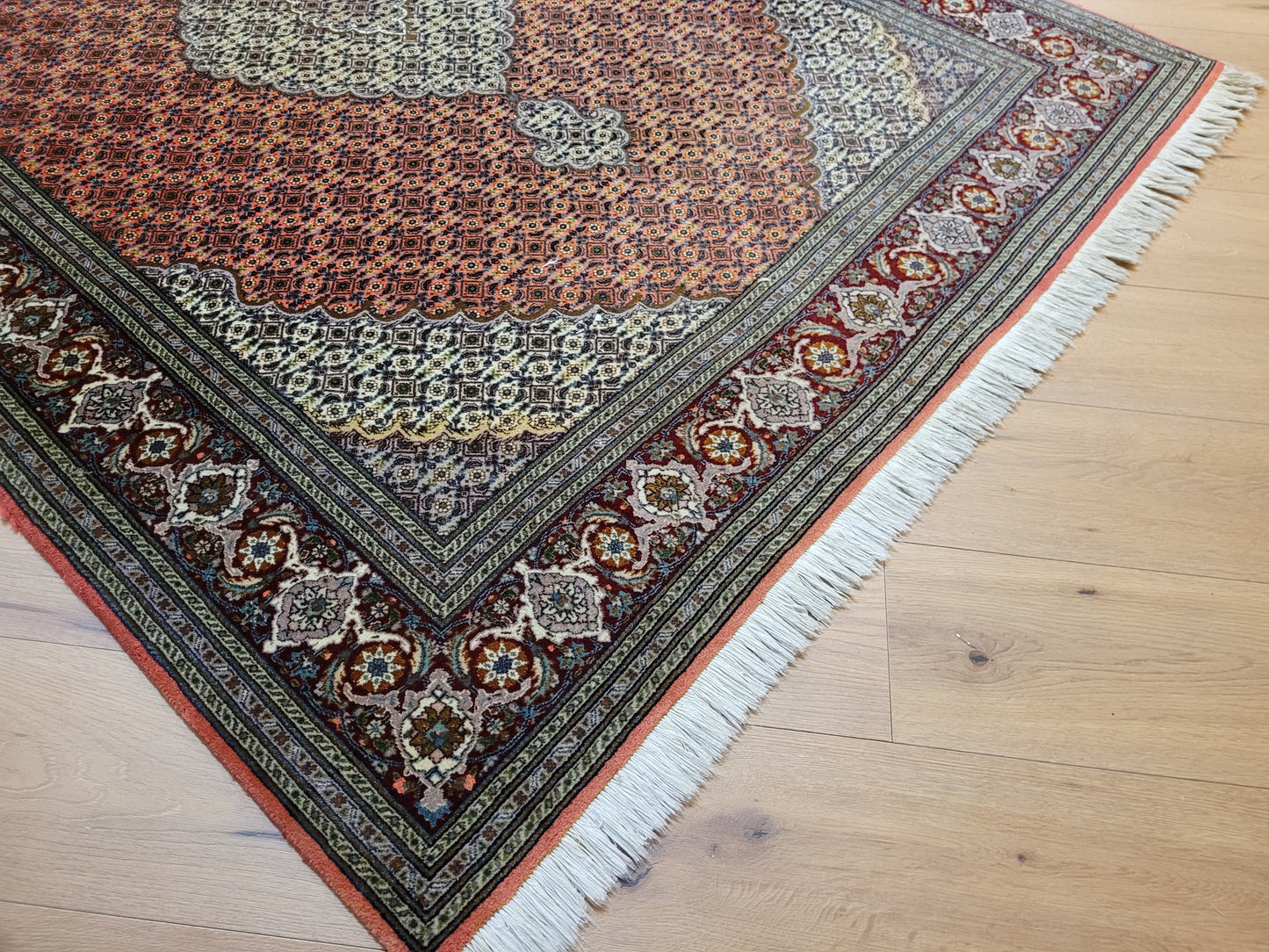 Täbriz Teppich feine Knüpfung mit Seide 205×150 cm