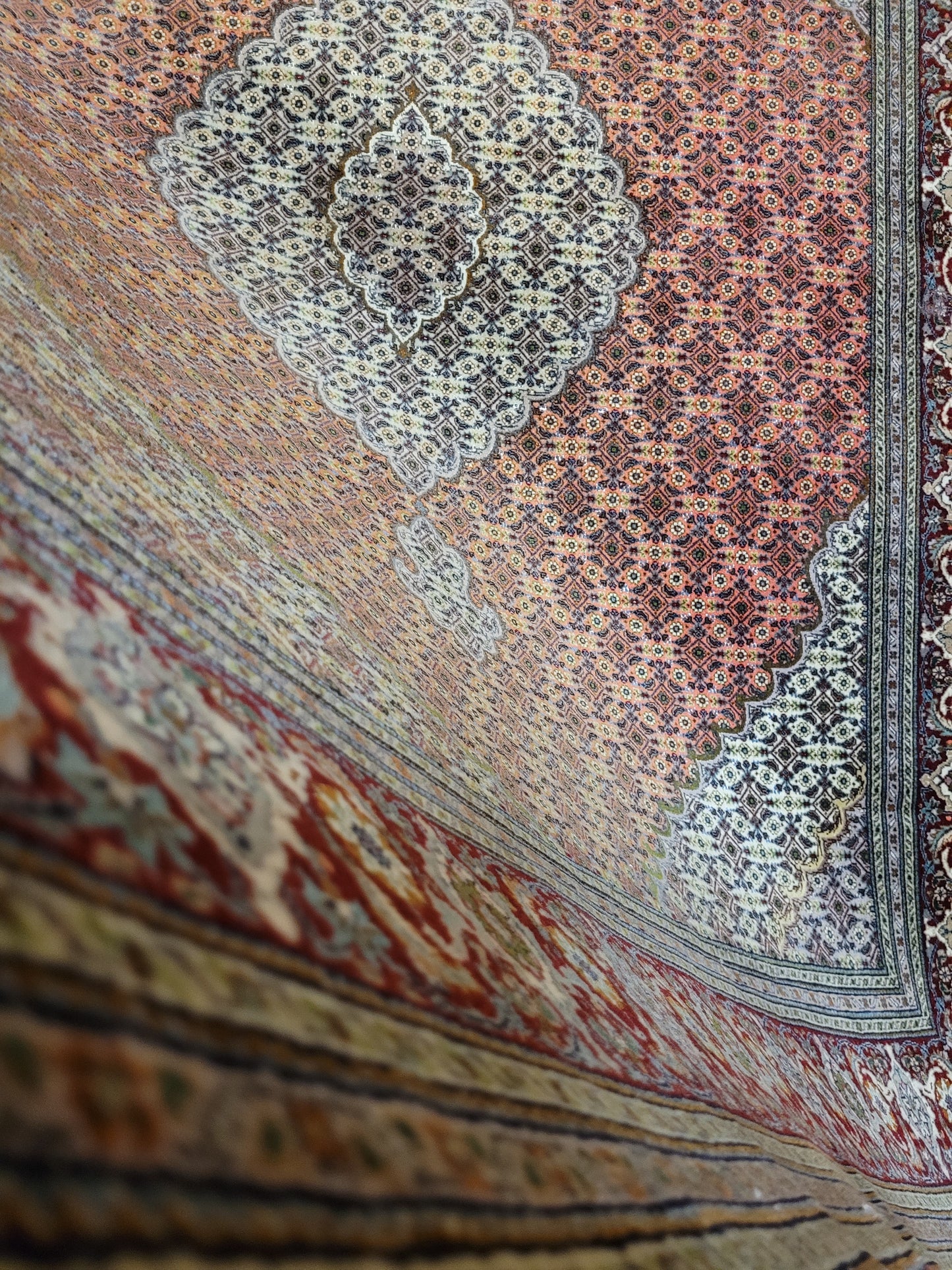 Täbriz Teppich feine Knüpfung mit Seide 205×150 cm