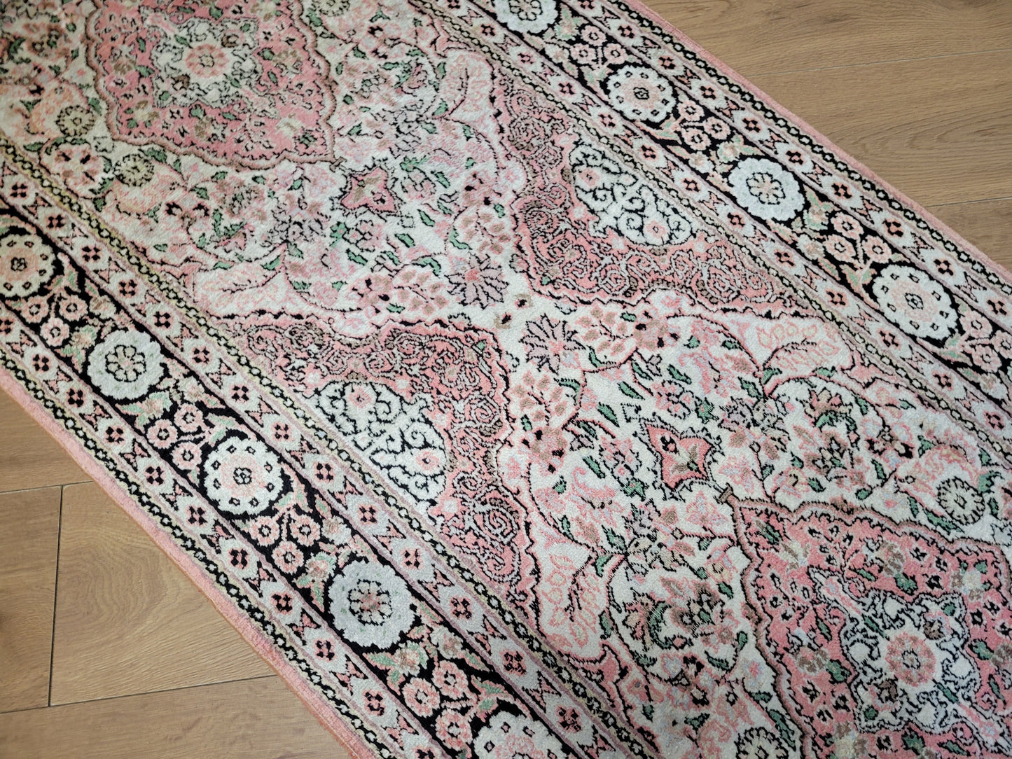 Ghom Läufer Seide auf Baumwolle feine Knüpfung 300x80 cm