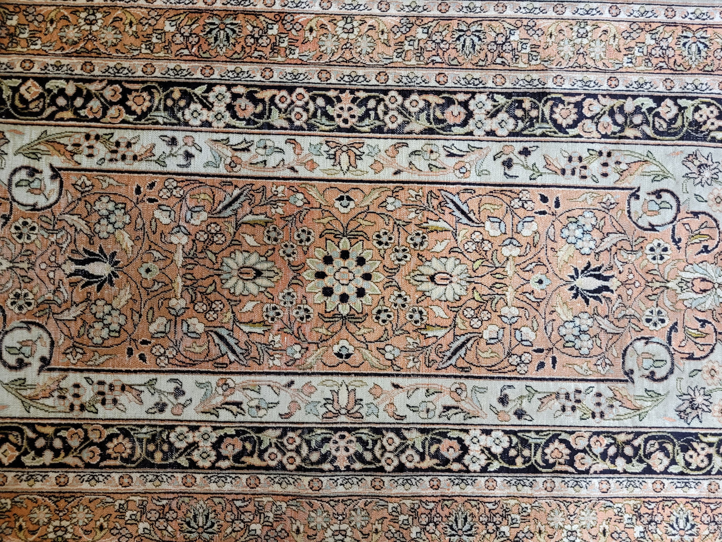 Ghom Läufer Seide auf Baumwolle florales Design 303x78 cm