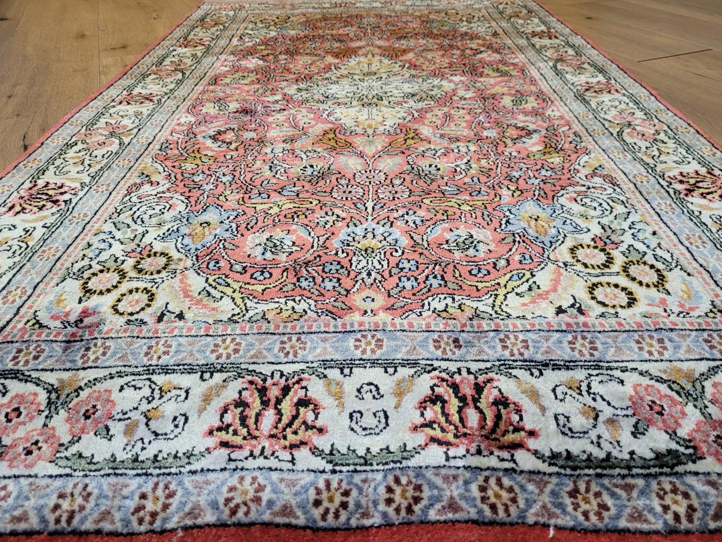 Ghom Teppich Naturseide fein handgeknüpft 162×95 cm