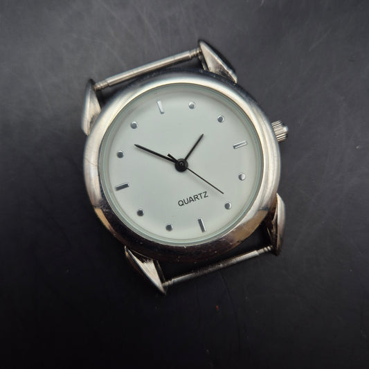 Schlichte Eternal Love Damen Uhr – Elegantes Design für jeden Tag