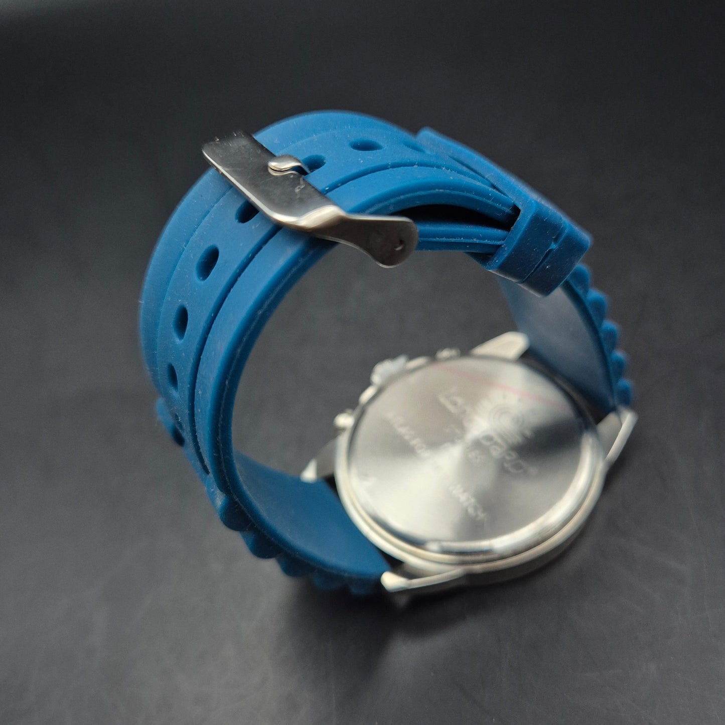 Sportliche Longboard Herren Uhr – Farbenfrohes Design mit Tachymeter-Lünette