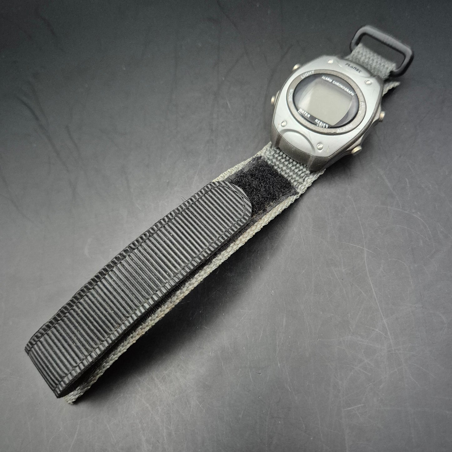 Robuste Planer Herren Uhr – Digitale Sportuhr mit Stoffarmband