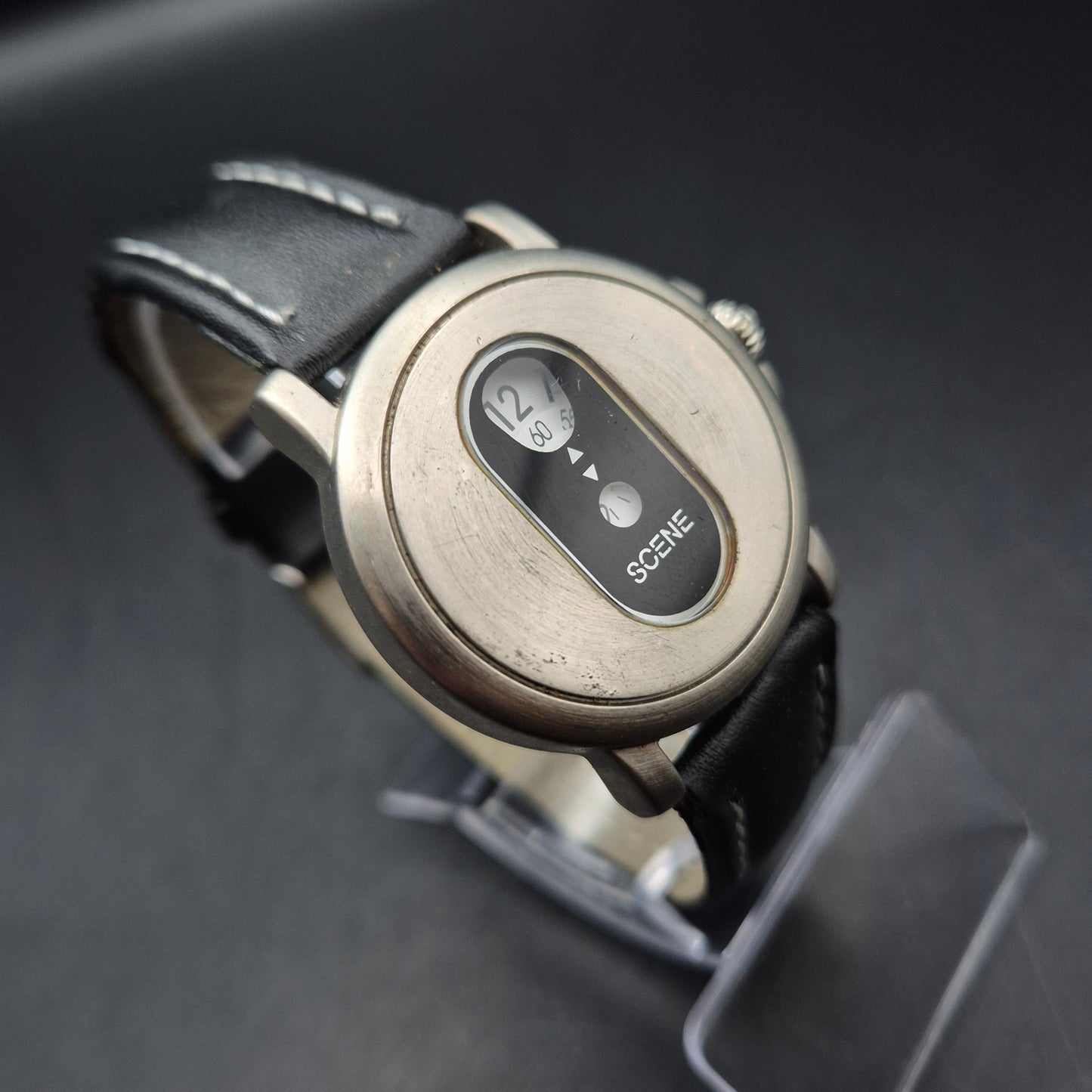 Retro Digitale Herren Uhr – Mechanisches Rollwerk im Vintage-Look
