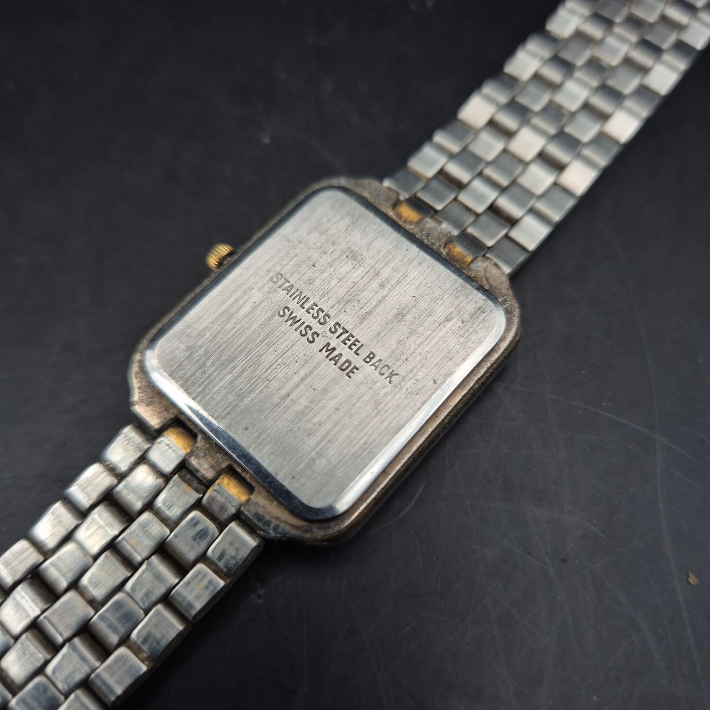 CMI Swiss Herren Uhr – Klassisch-elegantes Design mit römischen Ziffern