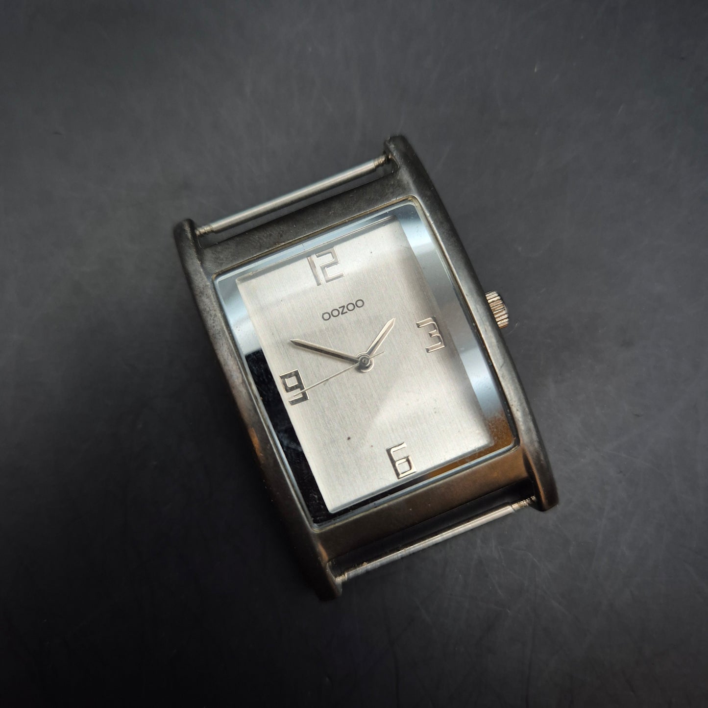 OOZOO Herren Uhr – Rechteckiges Gehäuse im minimalistischen Stil