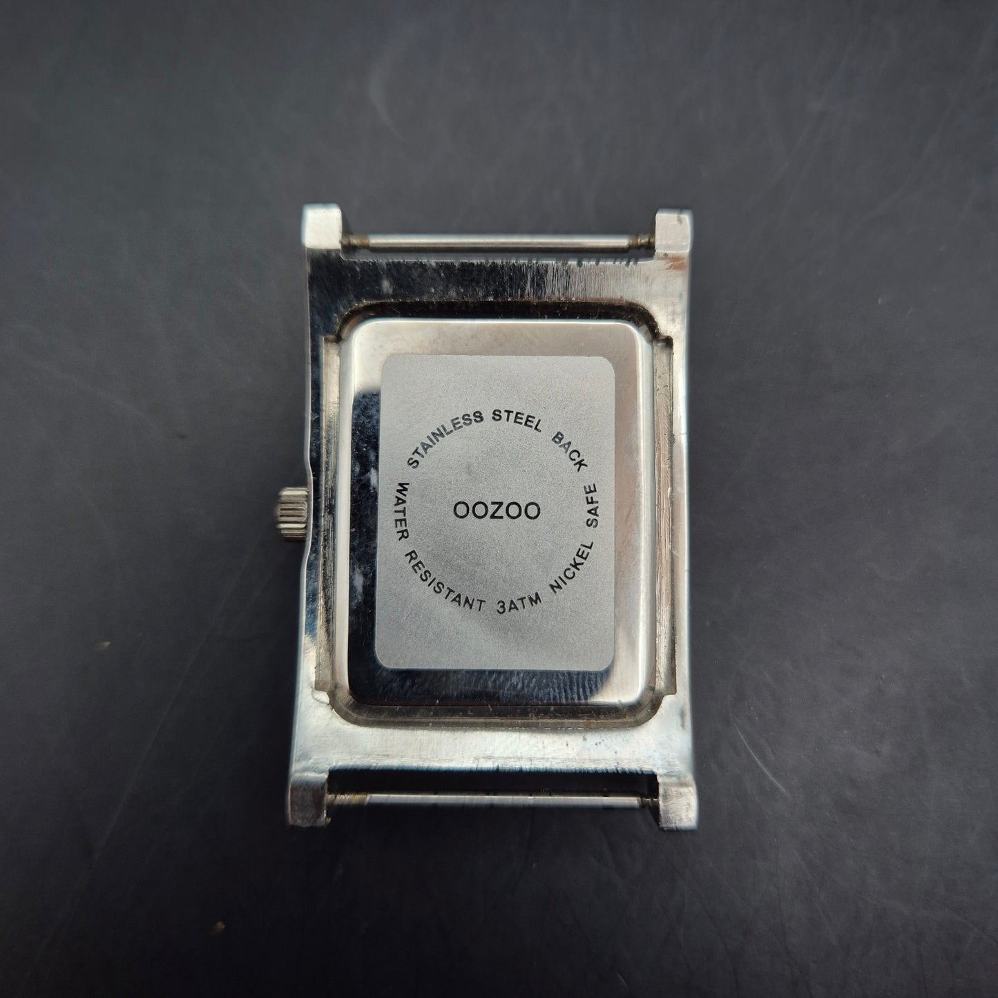 OOZOO Herren Uhr – Rechteckiges Gehäuse im minimalistischen Stil