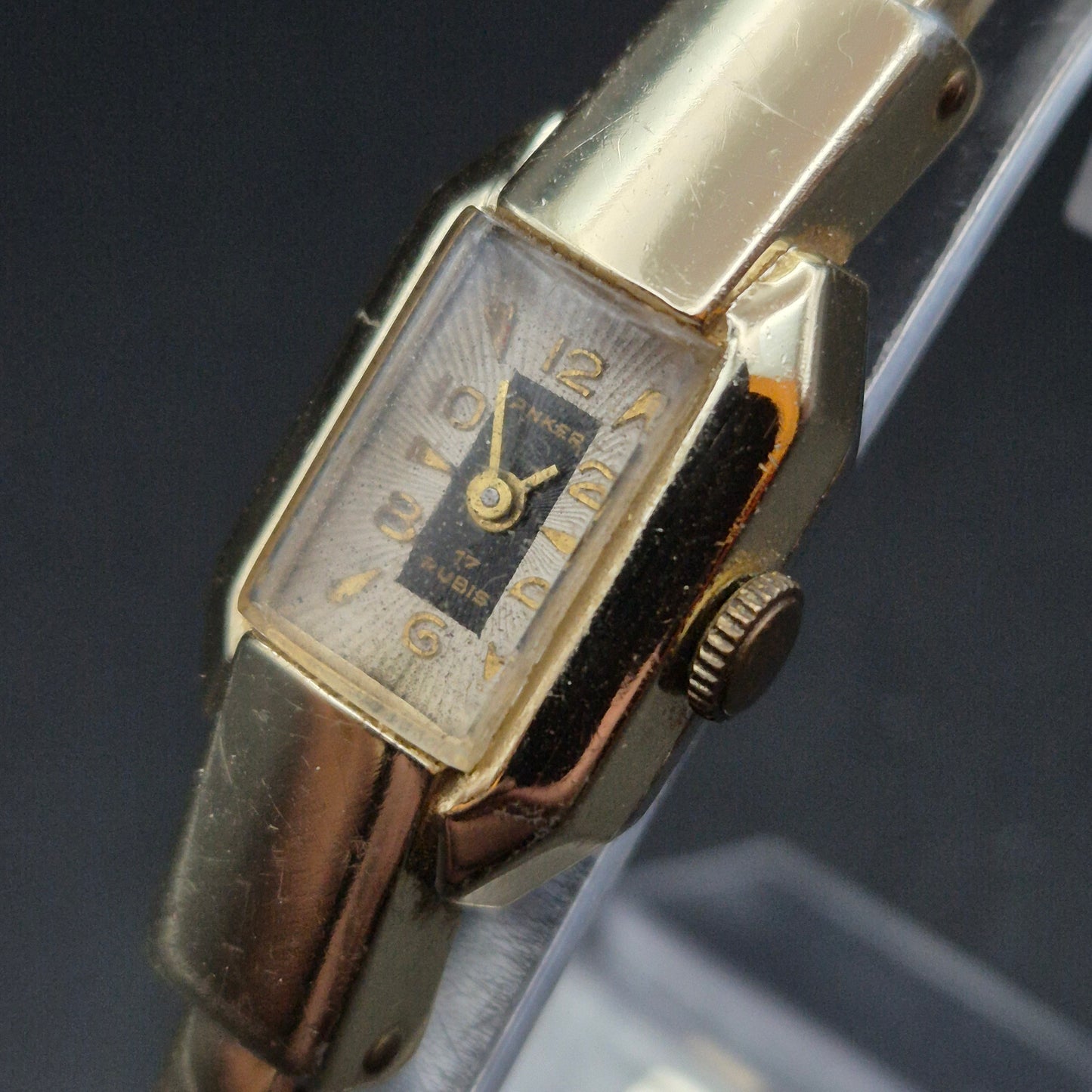 Anker Damen Uhr – Vintage Stil mit 17 Rubis Handaufzug